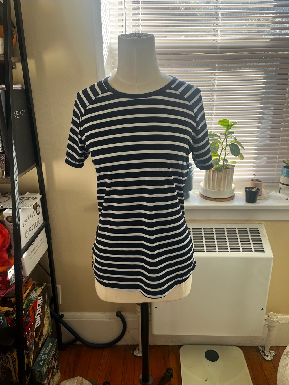 Tracksmith blue and white striped short sleeve running shirt women’s size S
